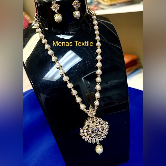 Hand crafted Necklace Set - Picture 3 of 10